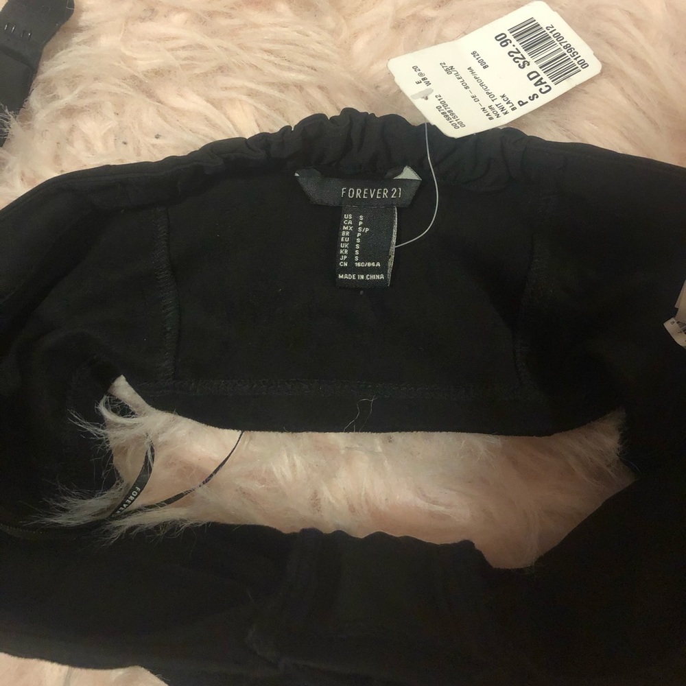 Crop top - Picture 3 of 5